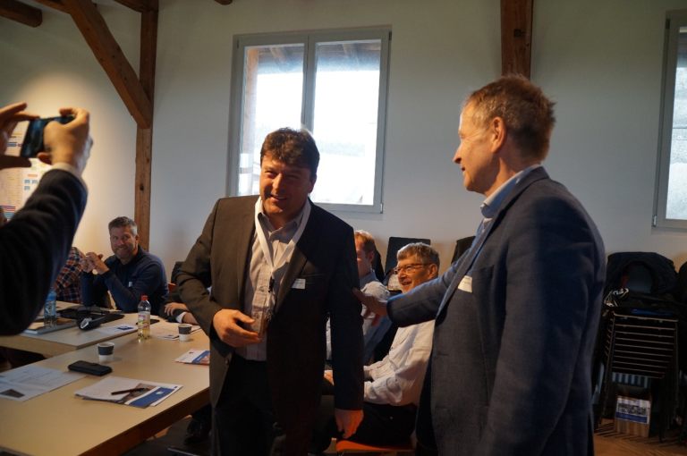 Stabsübergabe bei Lignum Holzwirtschaft Bern am Berner Holztag 2023